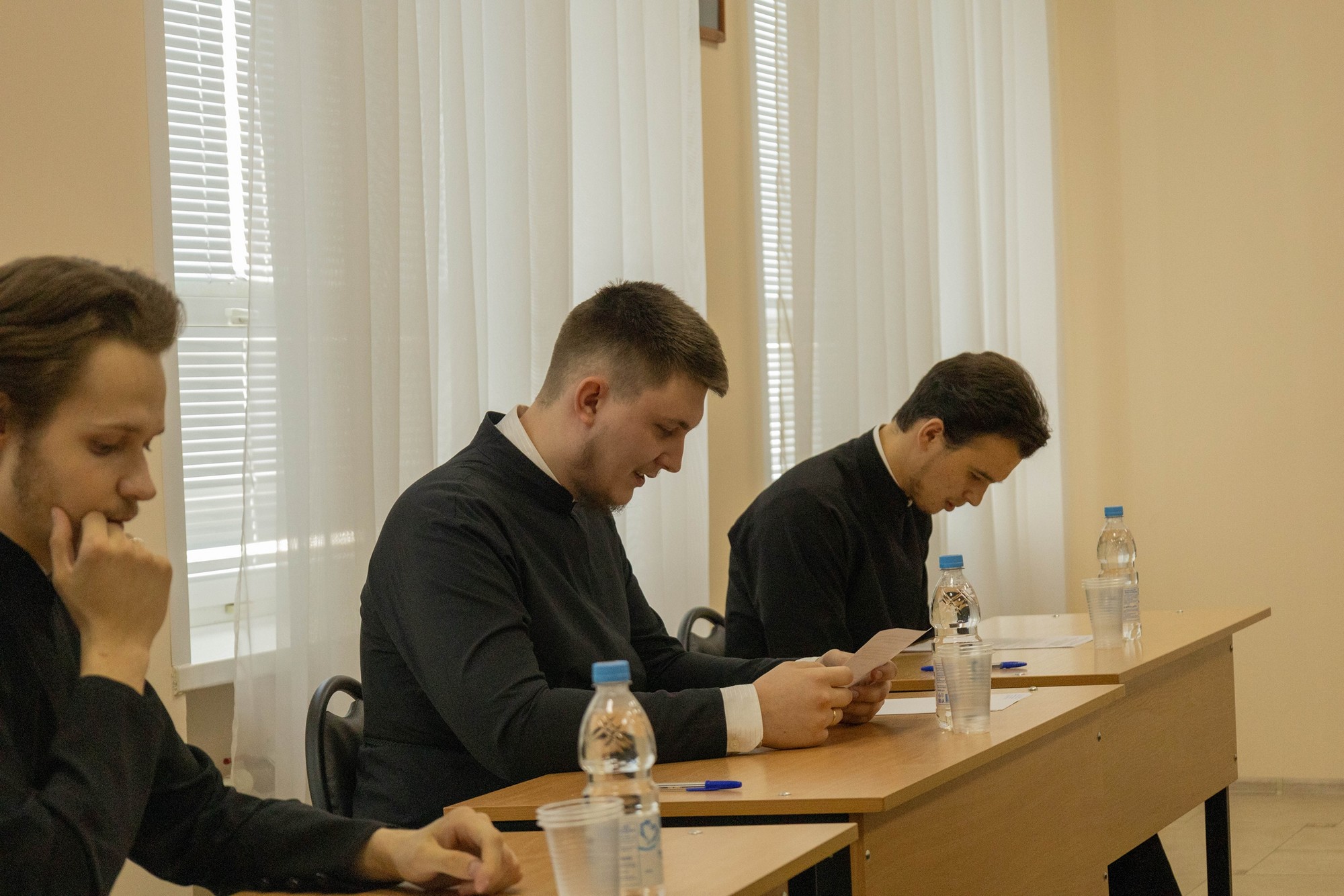 В Воронежской духовной семинарии состоялся итоговый междисциплинарный экзамен для студентов выпускного курса очного отделения пастырского факультета
