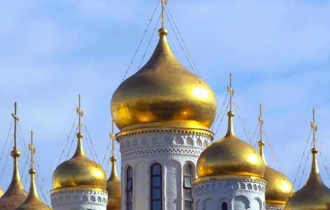 Священнослужитель посетил конкурс патриотических исследовательских проектов воронежской школы-интерната № 6